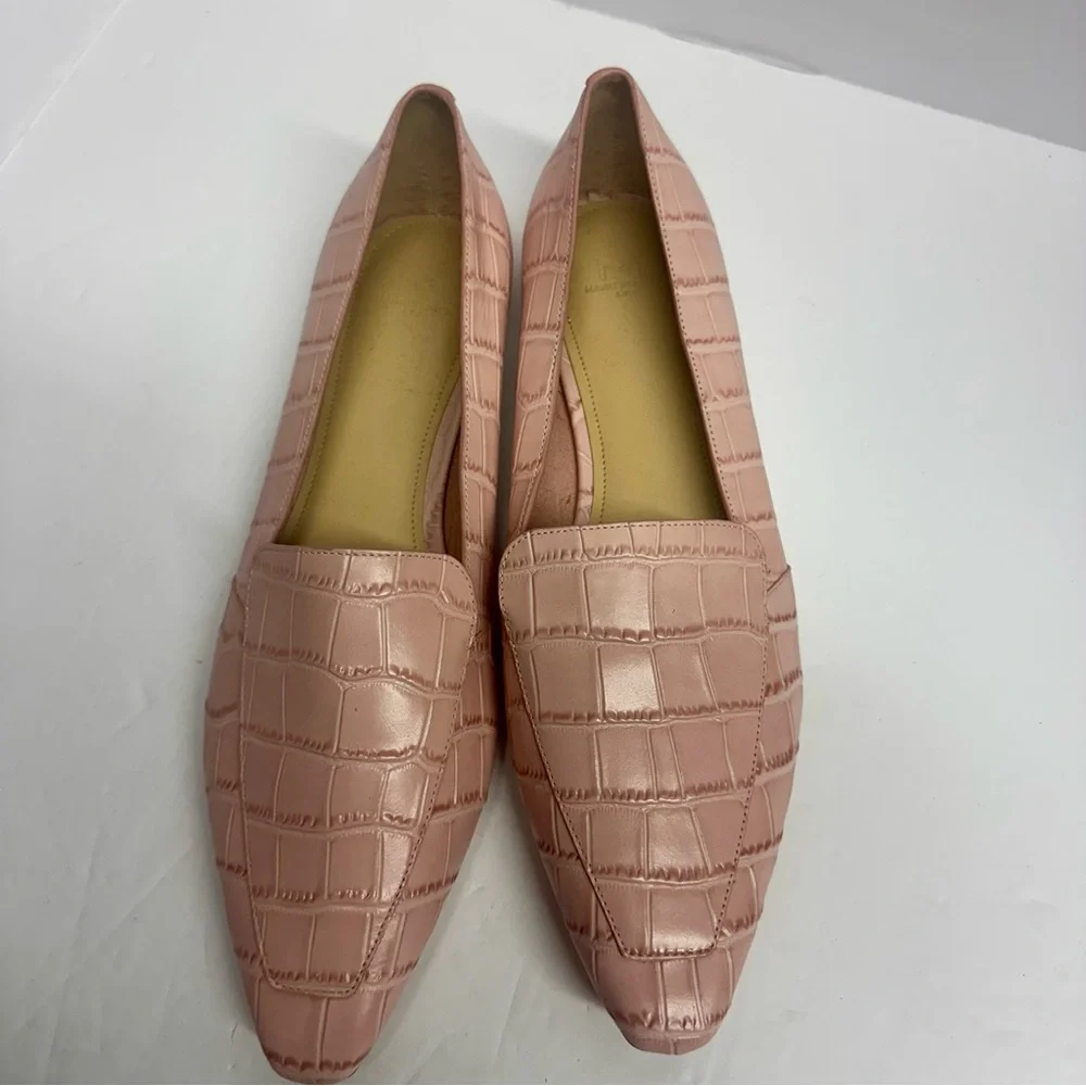 Marc Fisher Blush Croc-Embossed‎ Flats